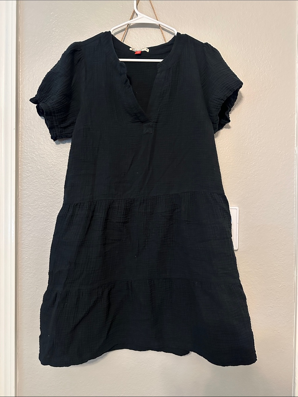 Marine Layer  Short-Sleeve Tiered V-Neck Cotton Dress